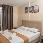 Appart hôtel Ino Luxury Paralía
