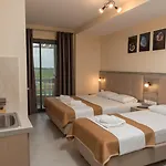 Ino Luxury Paralía