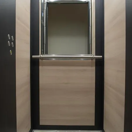 Ino Luxury מלון דירות 3*