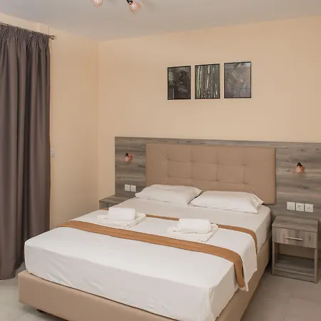 מלון דירות Ino Luxury Paralía