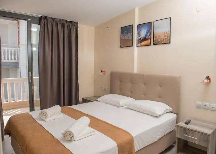 Hotel de apartamente Ino Luxury Paralía