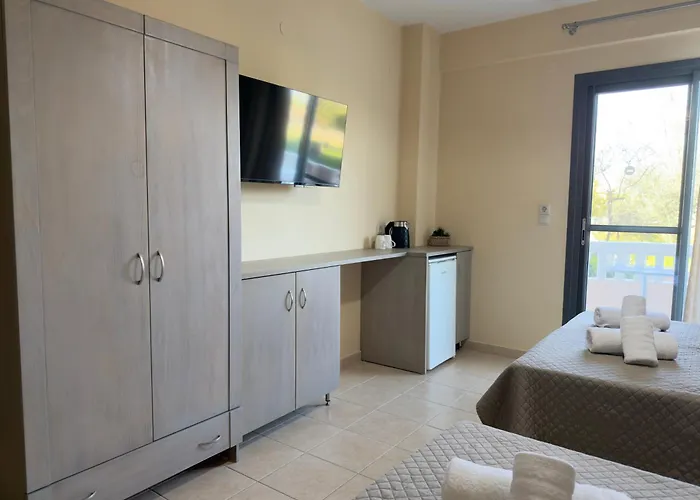 Ino Luxury מלון דירות Paralía