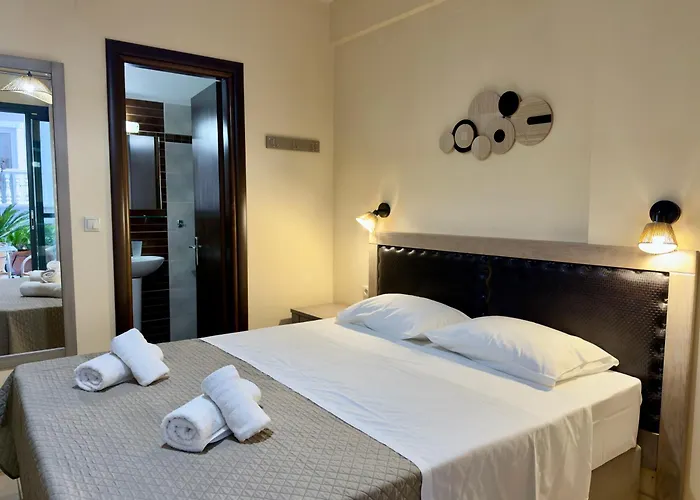 מלון דירות Ino Luxury 3*